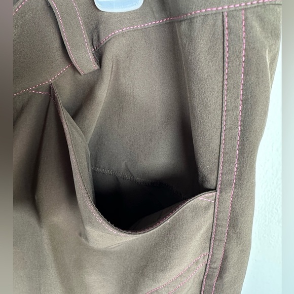 Cutter & Buck Brown Bermudas Relaxed Fit Outdoor Shorts - Picture 6 of 8